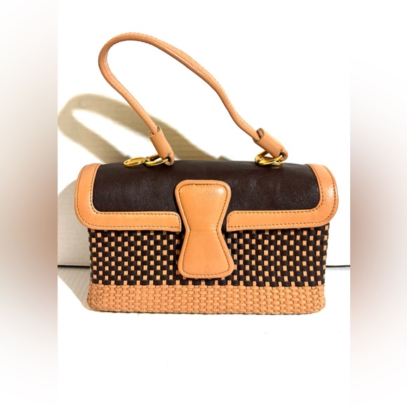 Vintage Tan and Brown Wove handle Bag
